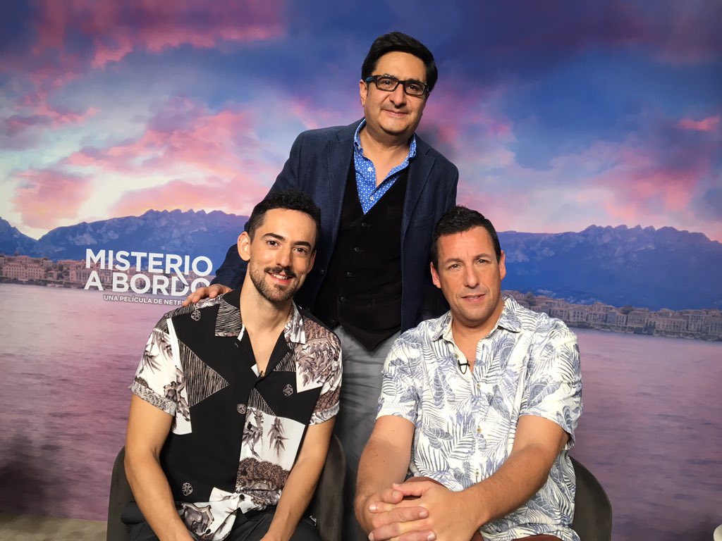 Carlos Del Río entrevista al elenco de "Misterio A bordo"