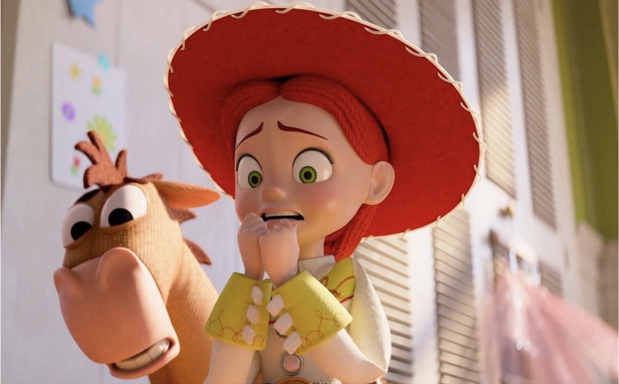 “Toy Story 5” nos sorprende ofreciendo  una historia totalmente conmovedora, inteligente y visualmente hermosa. 30 años después, los juguetes todavía tienen algo importante que enseñarnos.